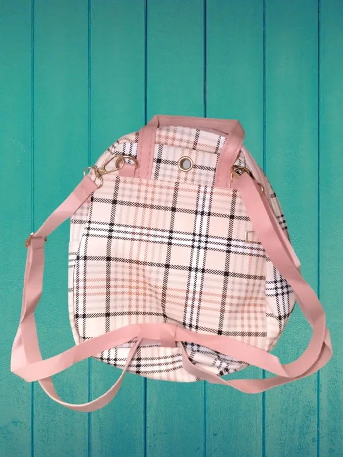 Sac à main ou à dos - photo numéro 2