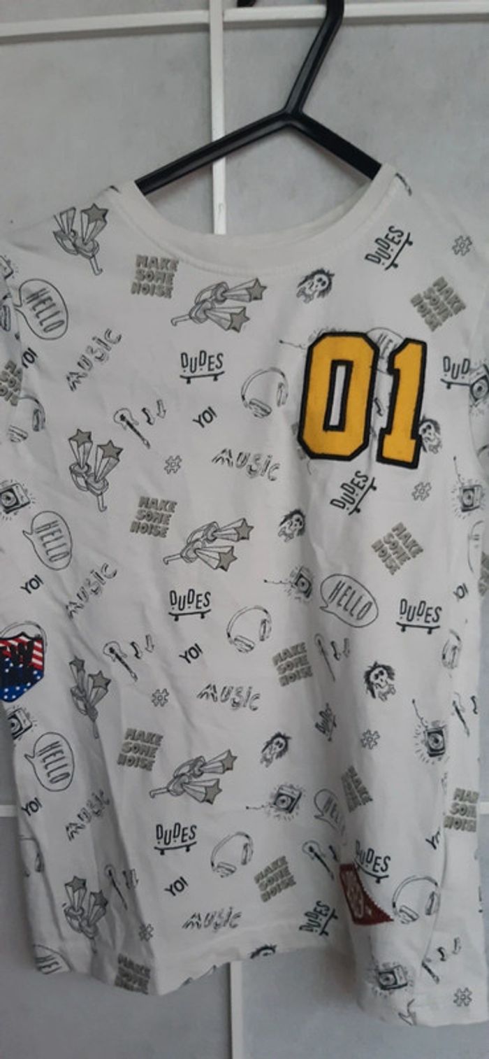 Tee-shirt 4.5ans 110cm manches longues - photo numéro 5