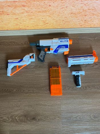 Pistolet nerf Retaliator Elite