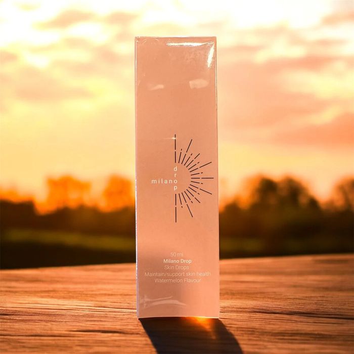 Flacon gouttes auto bronzante Bloomea de chez Noorabeauty