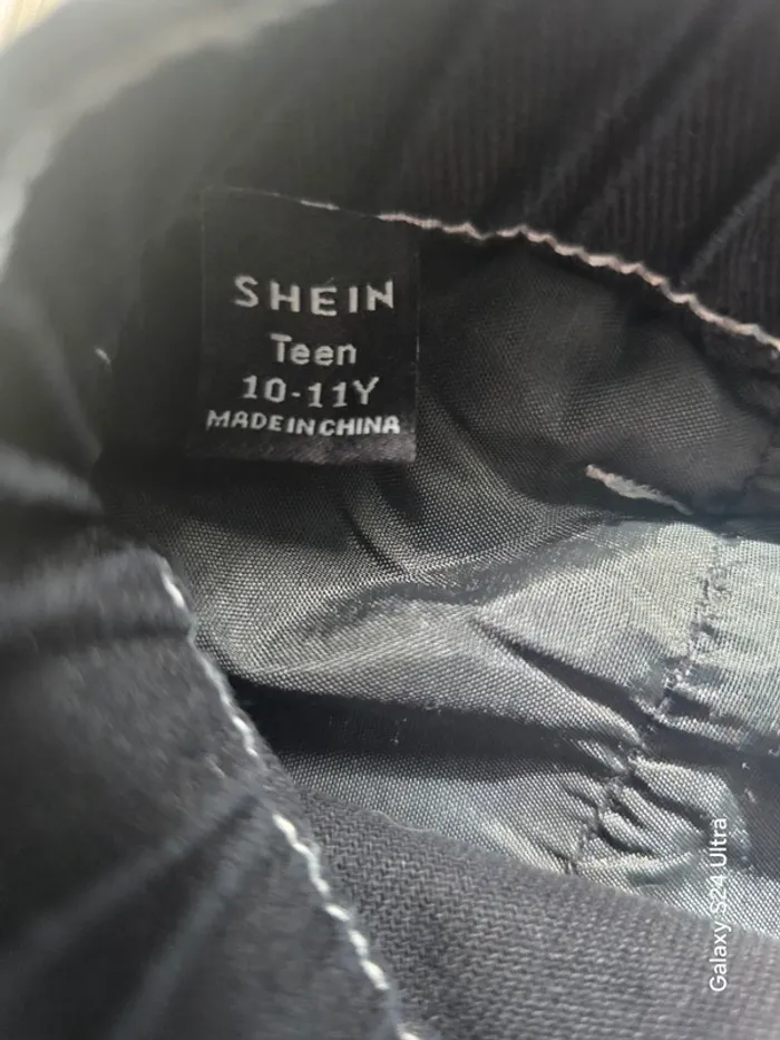 Jean large cargo noir - Shein - Taille 10/11 ans - photo numéro 3