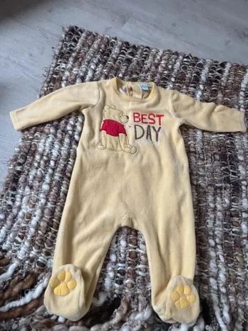 Pyjama bébé Winnie l’ourson 9 mois
