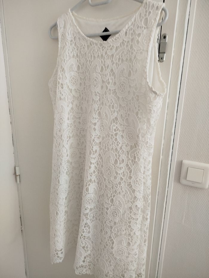 Robe Femme, taille 4