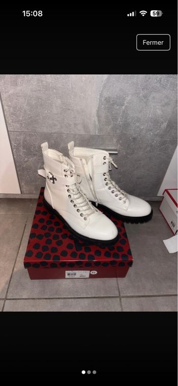 Botte blanche