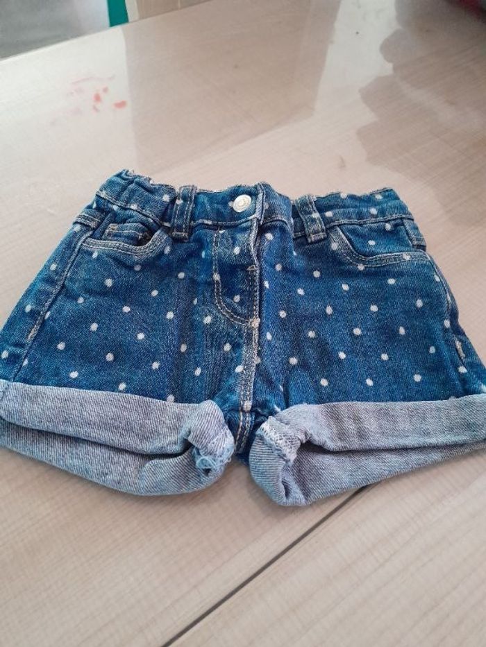 Short 12 mois