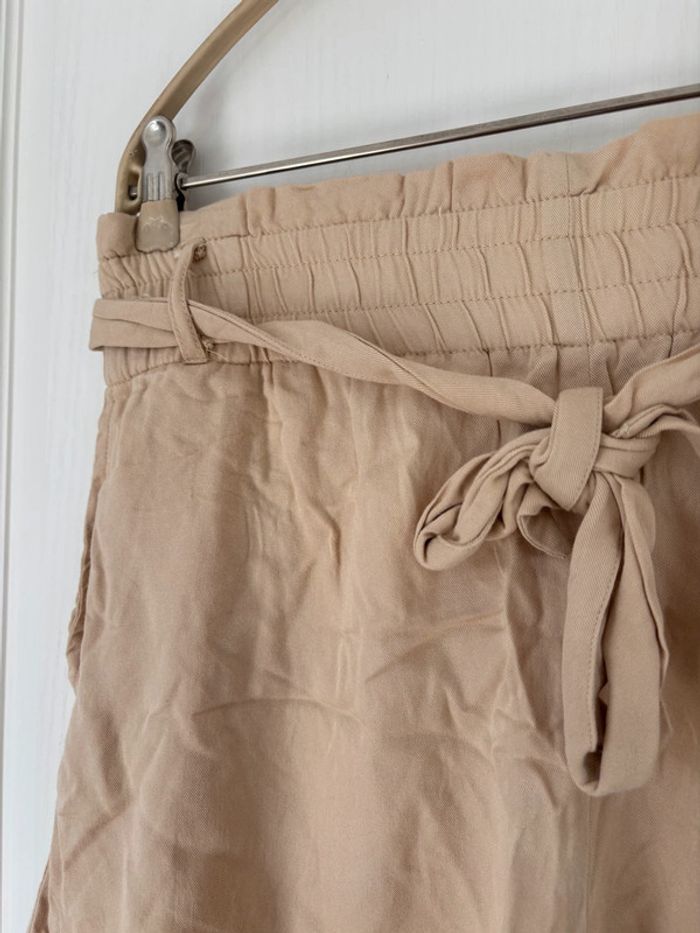 Short beige - photo numéro 2