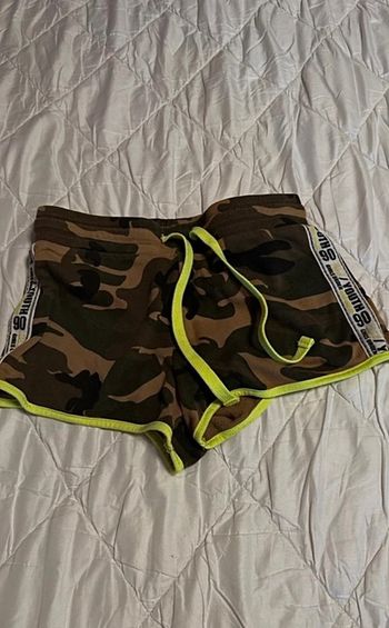 Short jennyfer