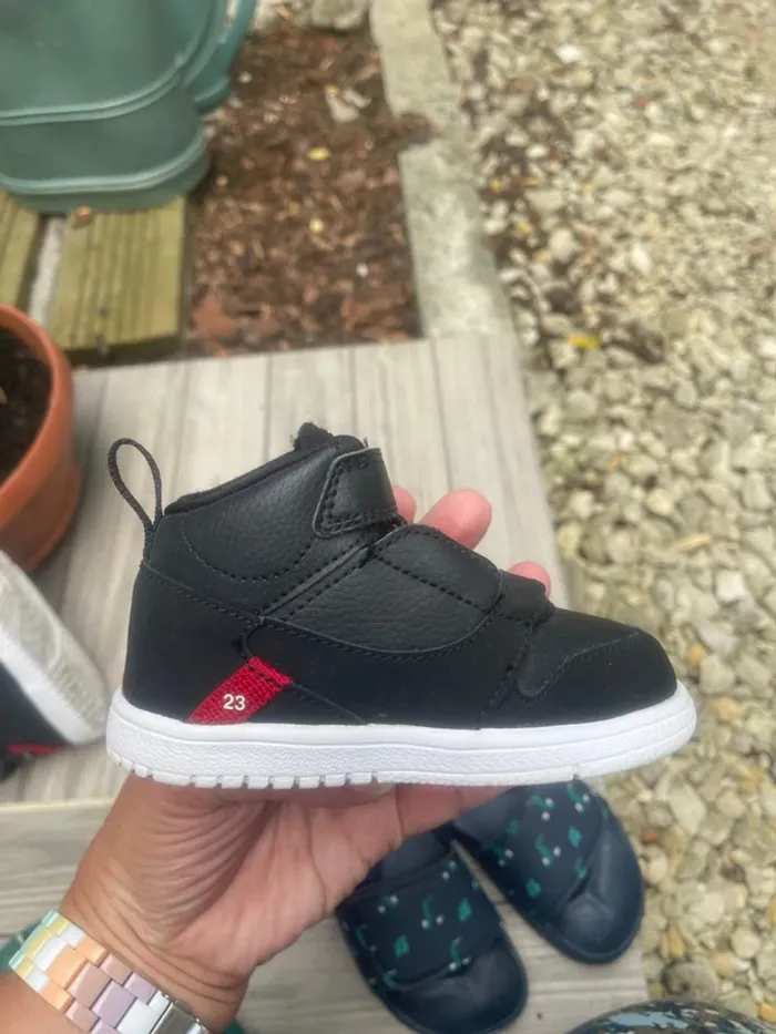 Jordan taille 23.5 - photo numéro 6