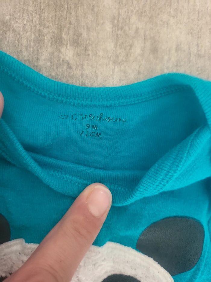 Lot bodies 9mois garcon - photo numéro 3