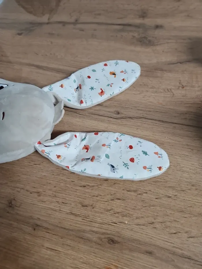 Lapin peluche d'éveil auchan - photo numéro 3