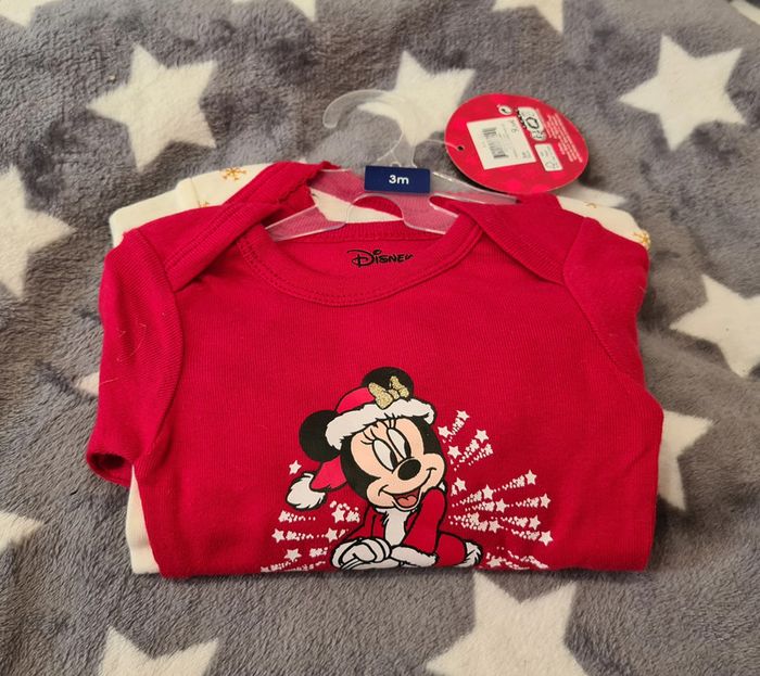 Lot de 2 Bodies Minnie Bébé Disney fille taille 3 mois - photo numéro 5