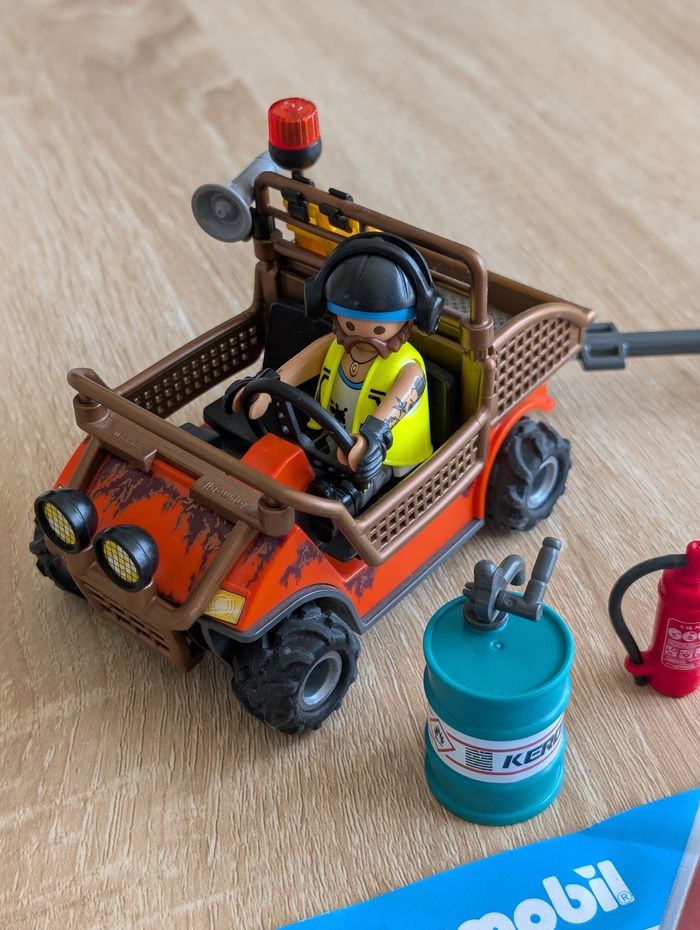 Playmobil 70835 Véhicule de réparation - photo numéro 2