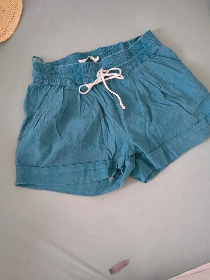 Short vert fluide