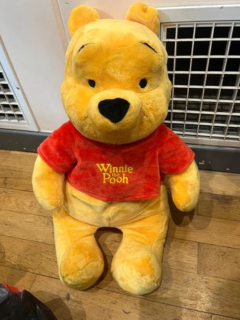 Winnie l'ourson peluche