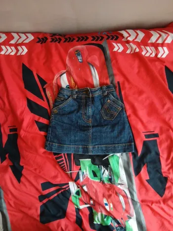 Jupe en jean Okaïdi taille 6 ans