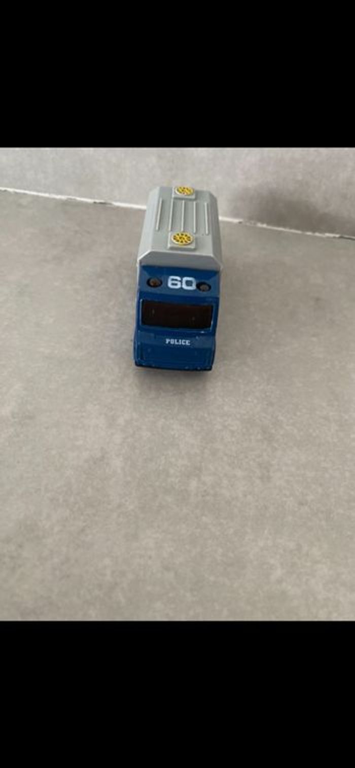 Jouet Camion de police - photo numéro 9