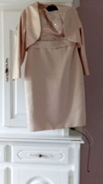 Robe de cérémonie  bapteme ou mariage