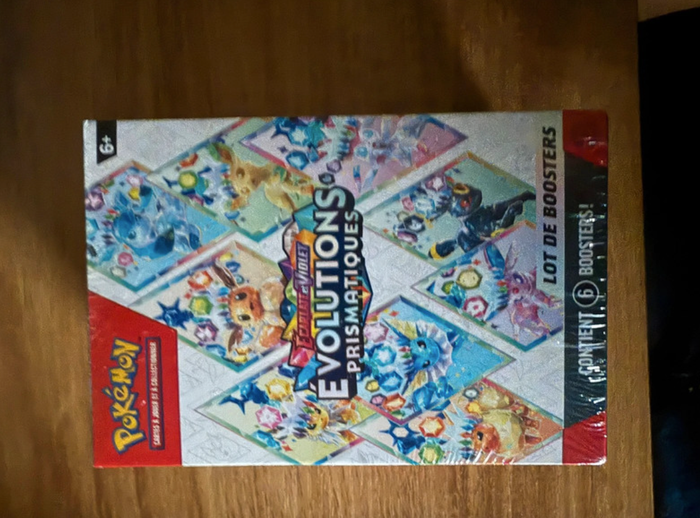Bundle Pokémon évolution prismatique 8.5
