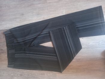 pantalon évasé noir rayé pour femme, taille 40