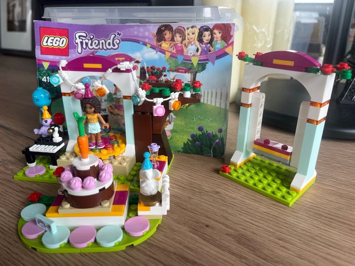 La fête d’anniversaire lego Friends 41110 5-10 ans - photo numéro 2