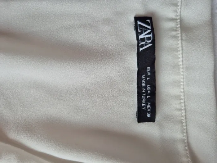 Blouse Zara taille L écru - photo numéro 2