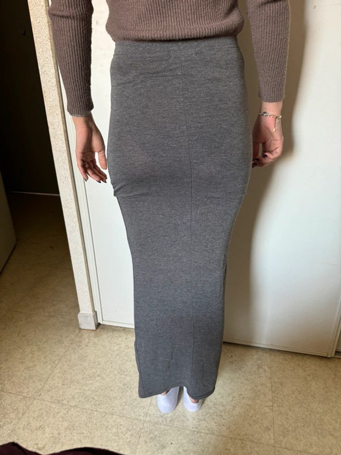 Jupe longue grise - photo numéro 2