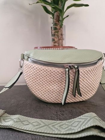Sac banane bi matière vert olive et beige