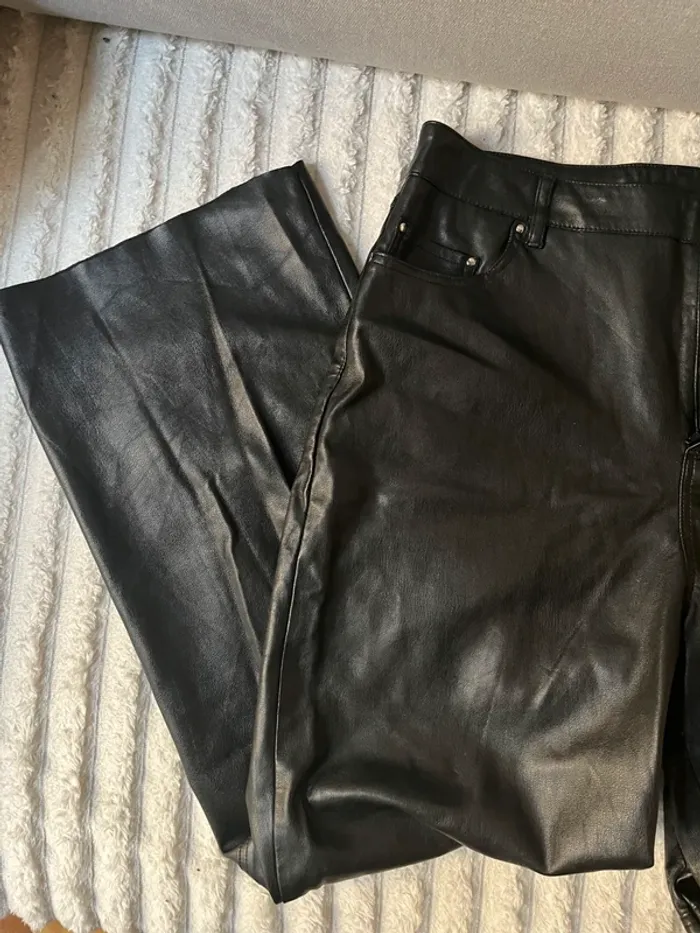 Pantalon simili taille 40 - photo numéro 3
