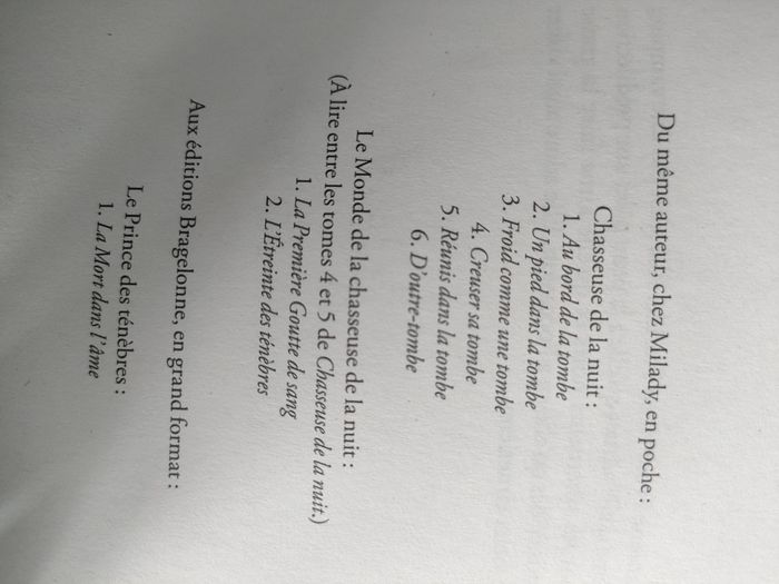 Livre action/romance - photo numéro 3