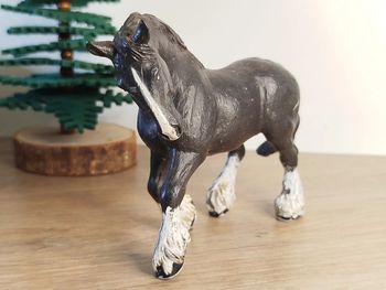 PAPO étalon shire figurine Animal équidé