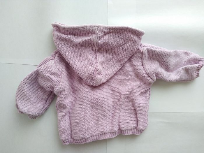 Gilet zippé à capuche Tout Compte Fait taille 12 mois. - photo numéro 2