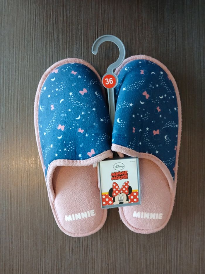 Chaussons fille disney minnie 36