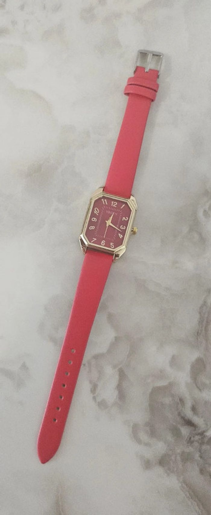 Montre rouge - photo numéro 2