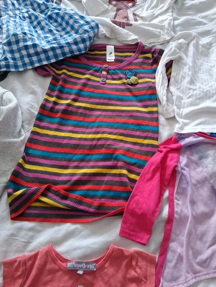 Lot vêtements fille 4 ans - photo numéro 9