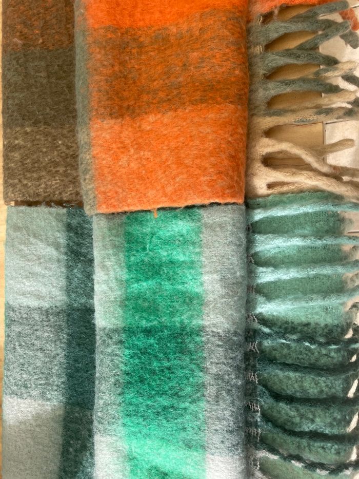 Lot 2 grosses écharpes - photo numéro 4