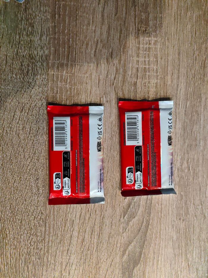 Lot de 2 Booster collector magic spiderman scellé - photo numéro 2