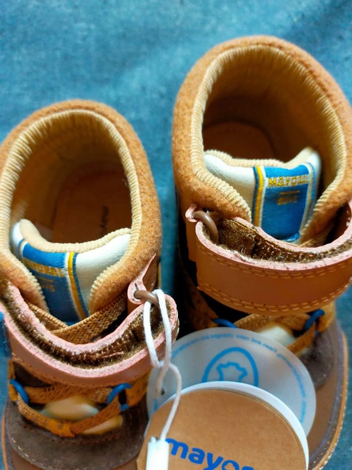 Chaussures garçon Mayoral – Pointure 25 – Neuves avec étiquette - photo numéro 2