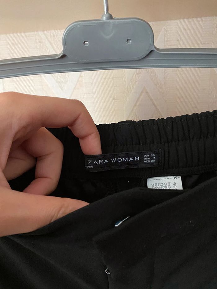 Superbe beau pantalon taille haute à pince Zara noire neuf avec étiquette taille 36 - photo numéro 4