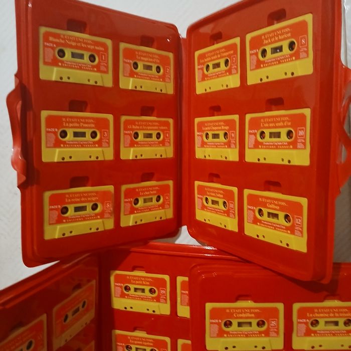 Lecteur cassette et cassette audio - photo numéro 2