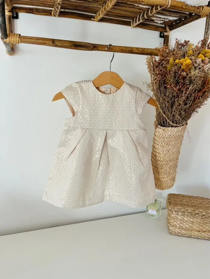 Robe 9 mois