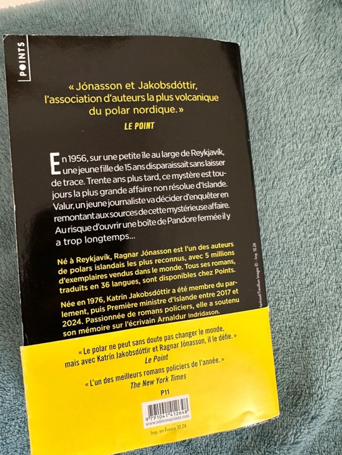 Livre Reykjavik de Jonasson et Jakobsdottir - photo numéro 2