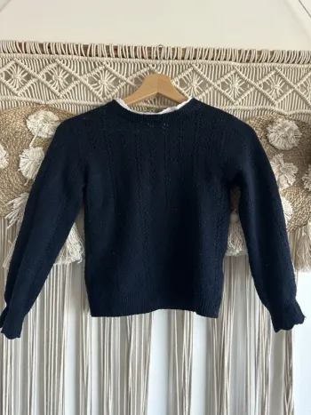 Pull bleu marine 8 ans