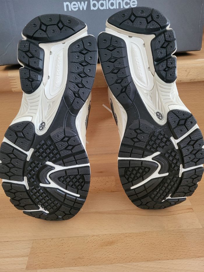 Basket New balance 2002r - photo numéro 5