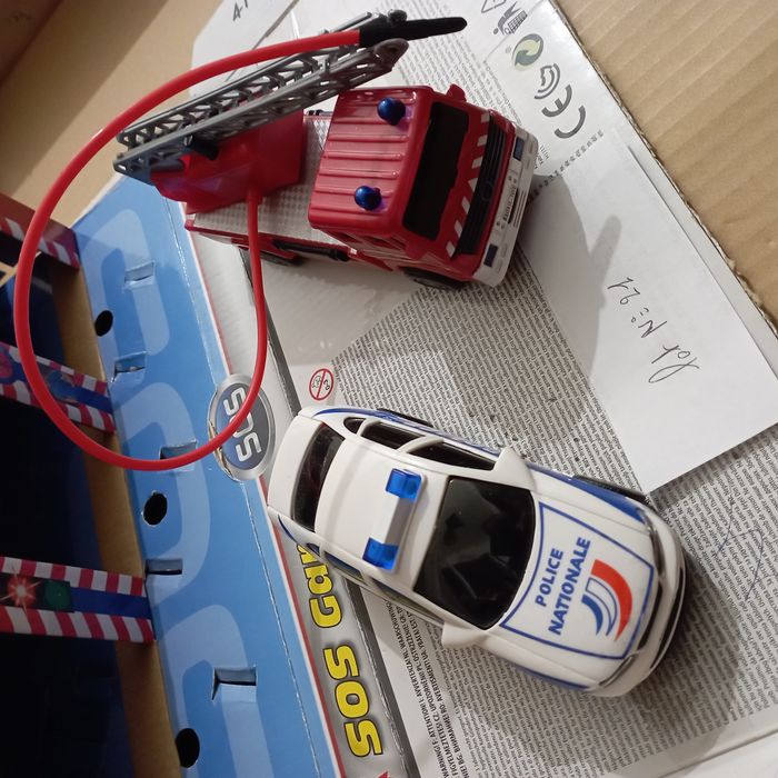 garage secours + 2 voitures - photo numéro 3