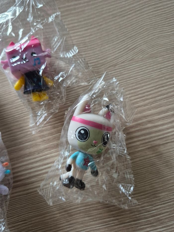 4 Figurine gabby et la maison magique gabby chat - photo numéro 4