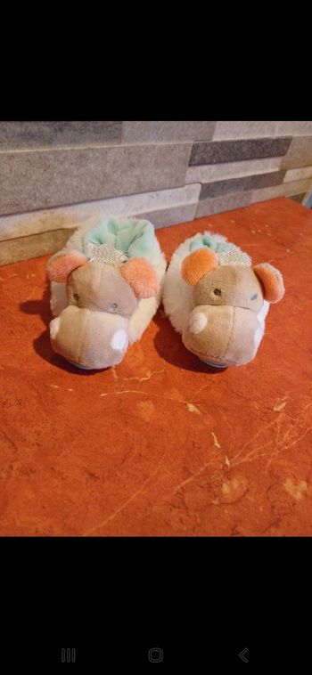 Chaussons bébé taille 0 / 6 mois