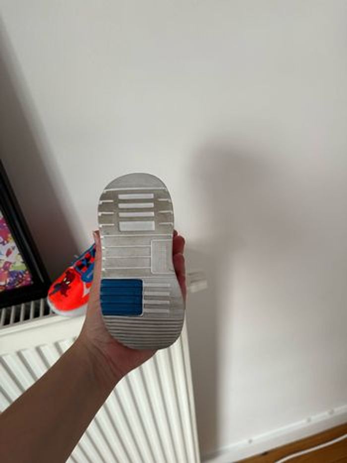 Basket adidas collaboration Marvel Spiderman - photo numéro 5