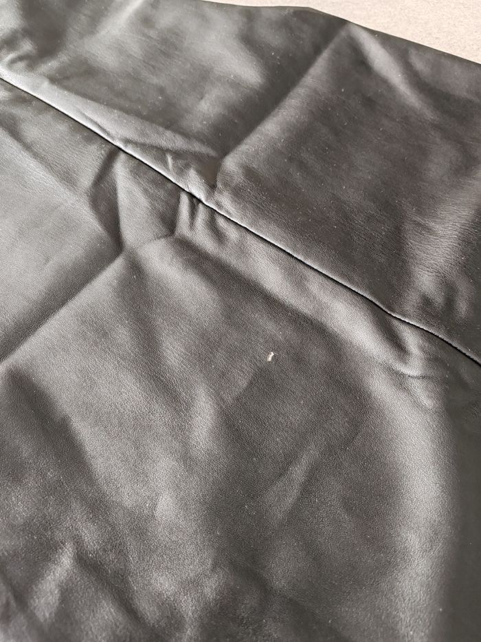 Robe en cuir zara 9 ans - photo numéro 5