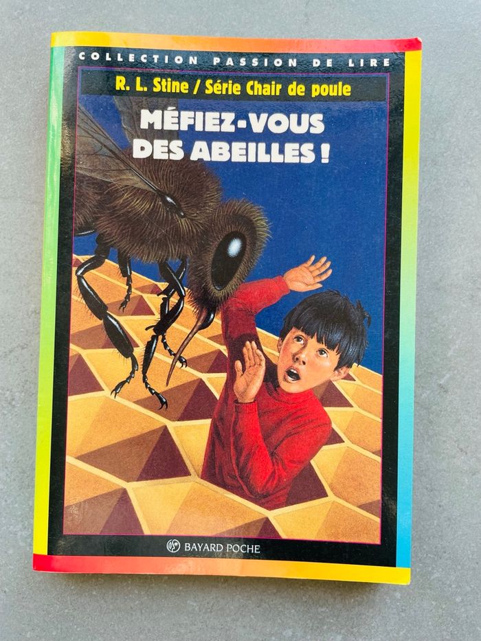 Livre vintage chaire de poule méfiez vous des abeilles - photo numéro 2