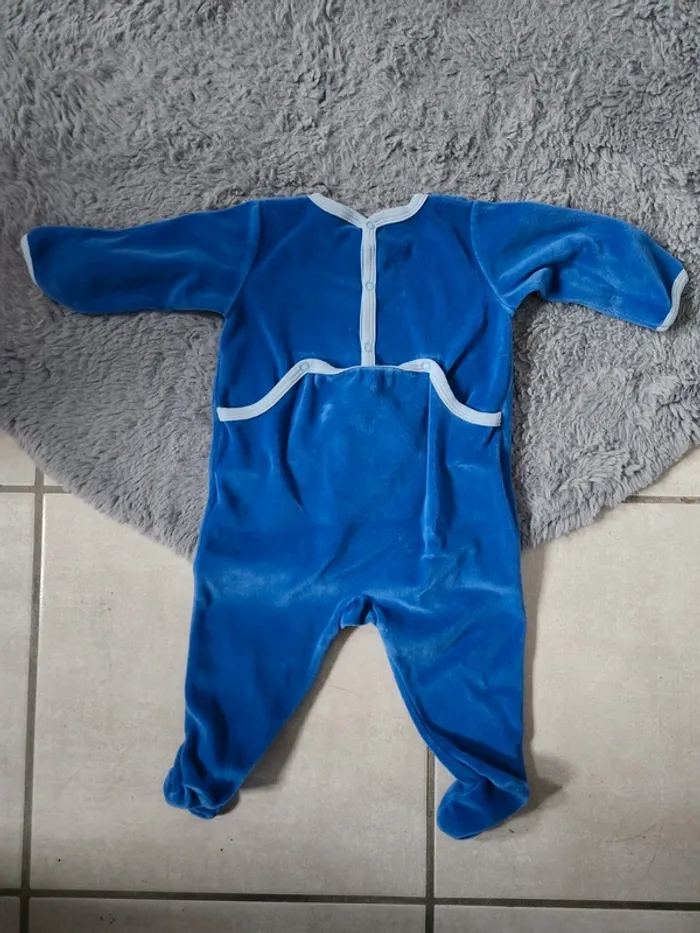 Pyjama petit bateau 6 mois - photo numéro 2